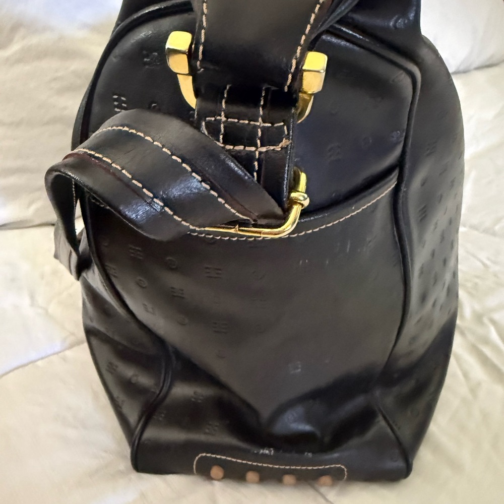 Arcadia Classic Black Leather Shoulder Bag - Picture 2 of 13